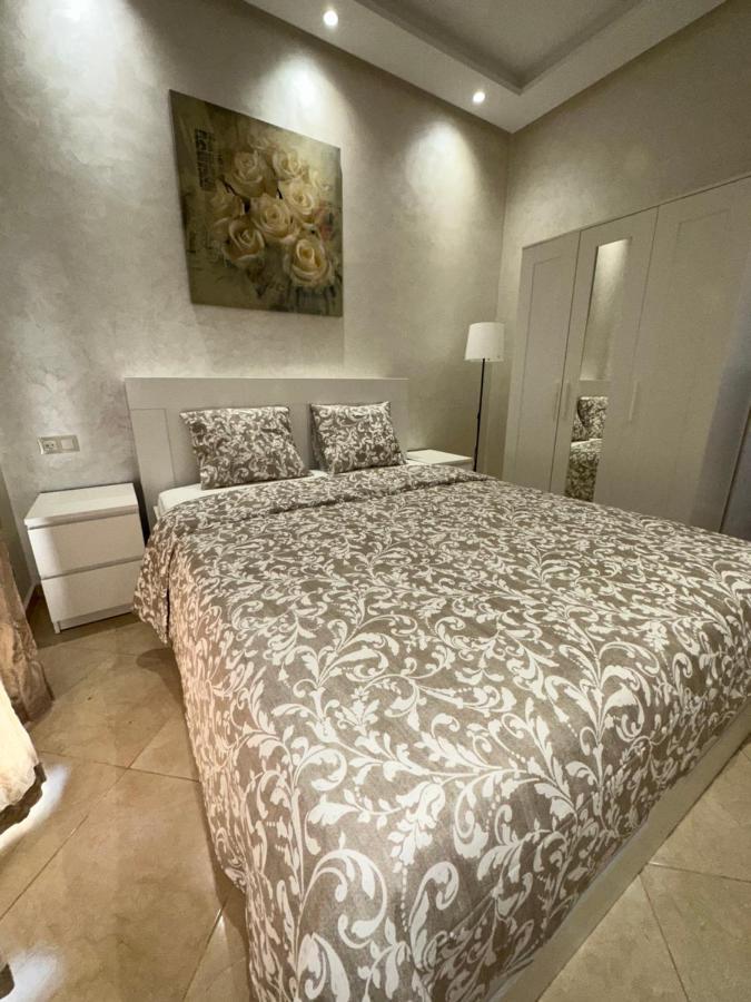 Апартаменты Apparemment De Luxe Бузника Экстерьер фото