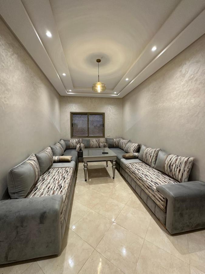 Апартаменты Apparemment De Luxe Бузника Экстерьер фото